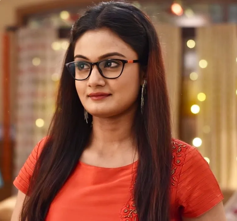 মৌলী দত্ত